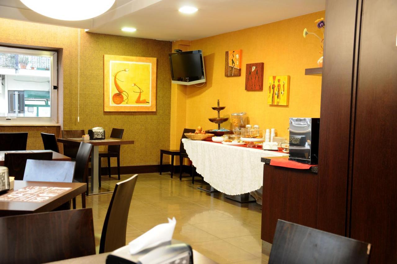 Hotel Fly Casoria Bagian luar foto