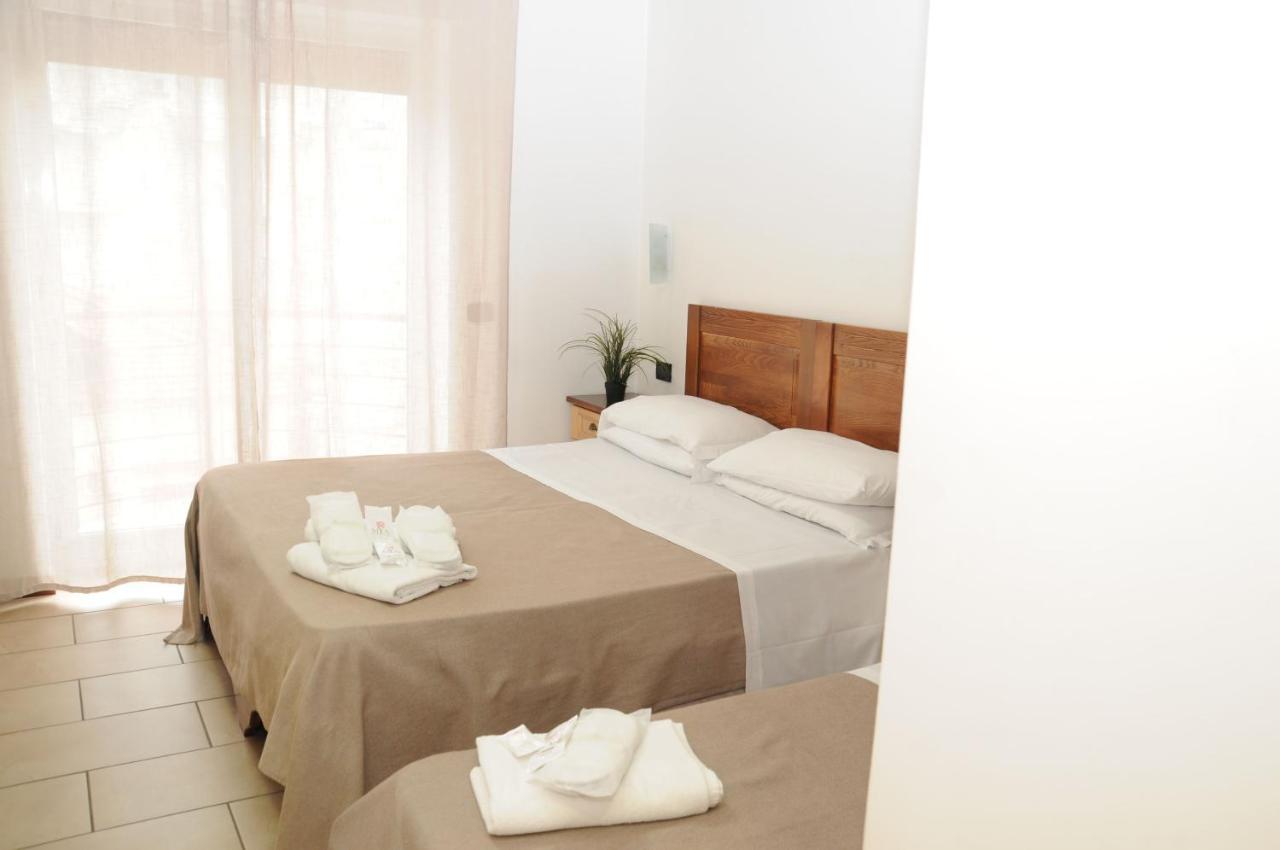 Hotel Fly Casoria Bagian luar foto