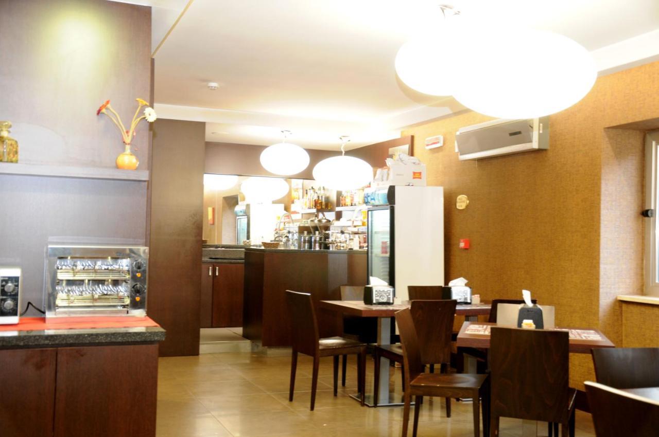 Hotel Fly Casoria Bagian luar foto