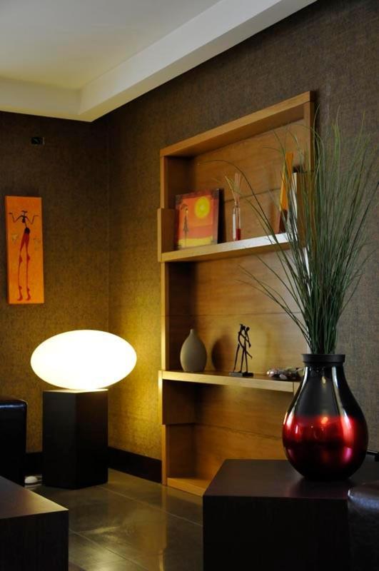 Hotel Fly Casoria Bagian luar foto